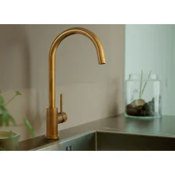 Adora IMPERIA KØKKENARMATUR MESSING
