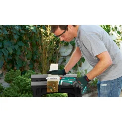 Clearance Bosch GRENSAV 15 CM UDEN BATTERI OG LADER