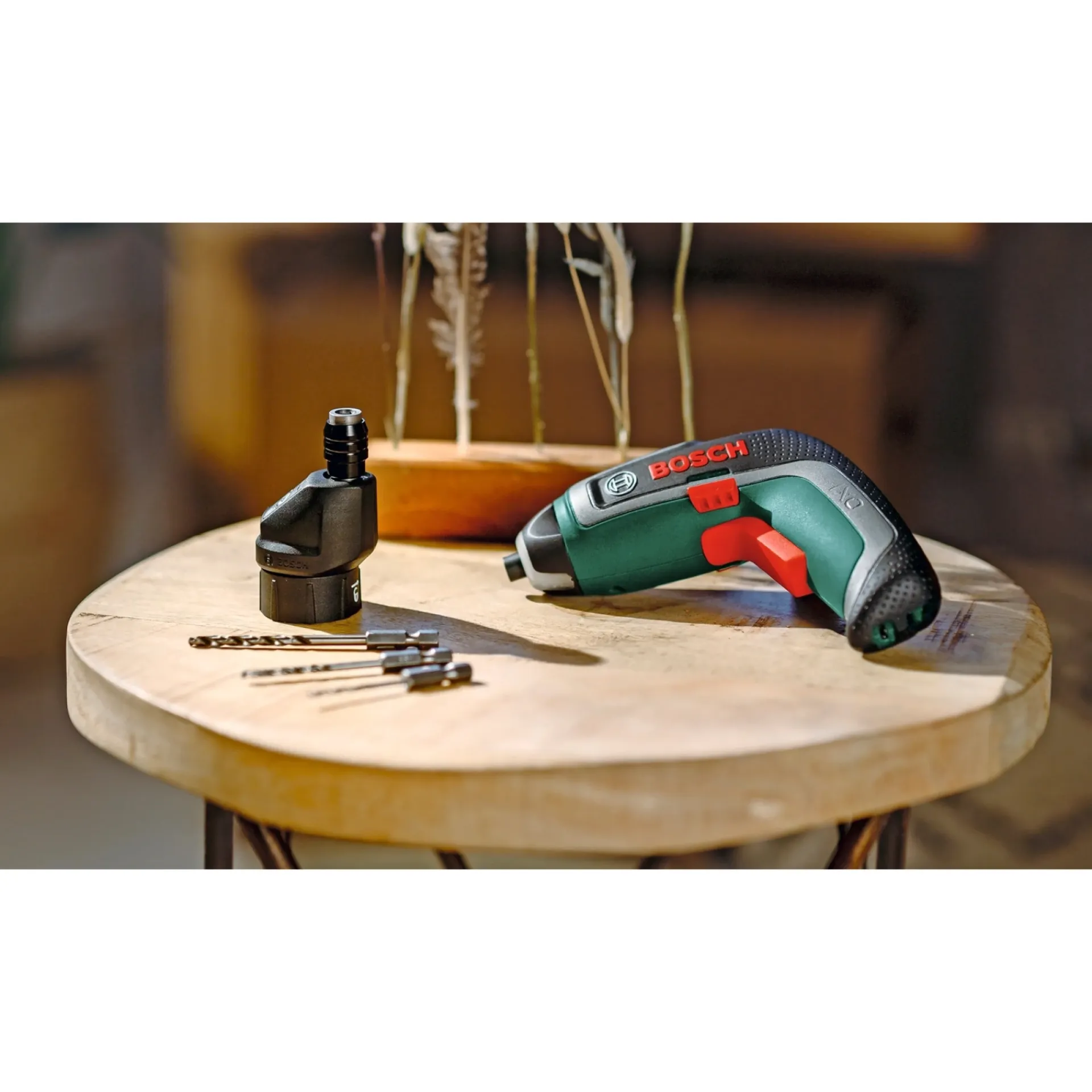 New Bosch IXO 7 3,6V SKRUETRÆKKER AKKU MED BATTERI OG LADER