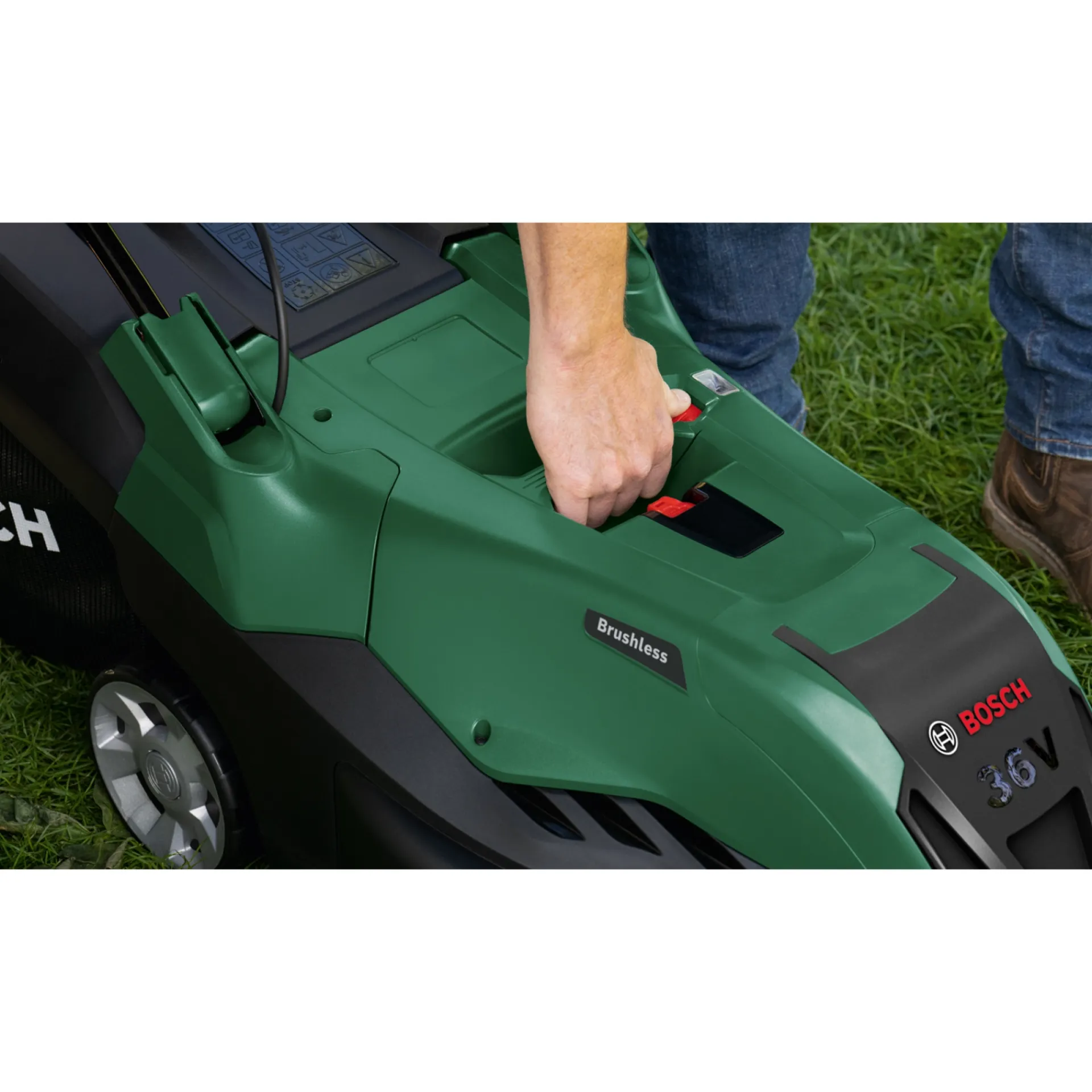 Clearance Bosch PLÆNEKLIPPER AKKU 36,0 V MED BATTERI OG LADER