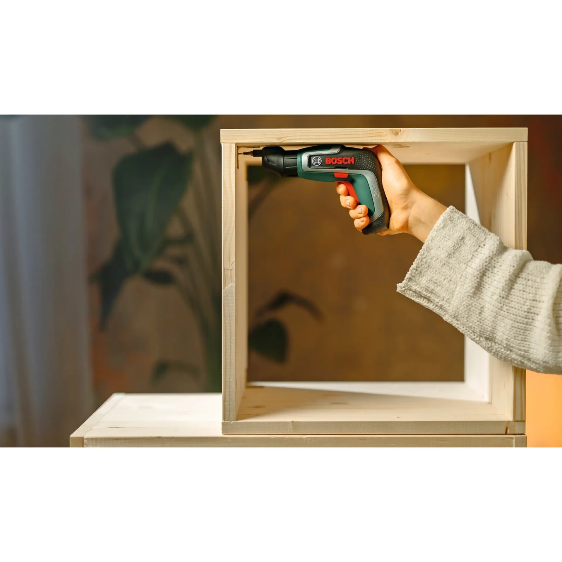 Online Bosch SKRUETRÆKKER AKKU MED BATTERI