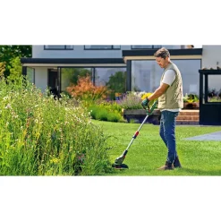Best Bosch UNIVERSAL 18V-26-500 GRÆSTRIMMER 26 CM 18,0 V UDEN BATTERI OG LADER