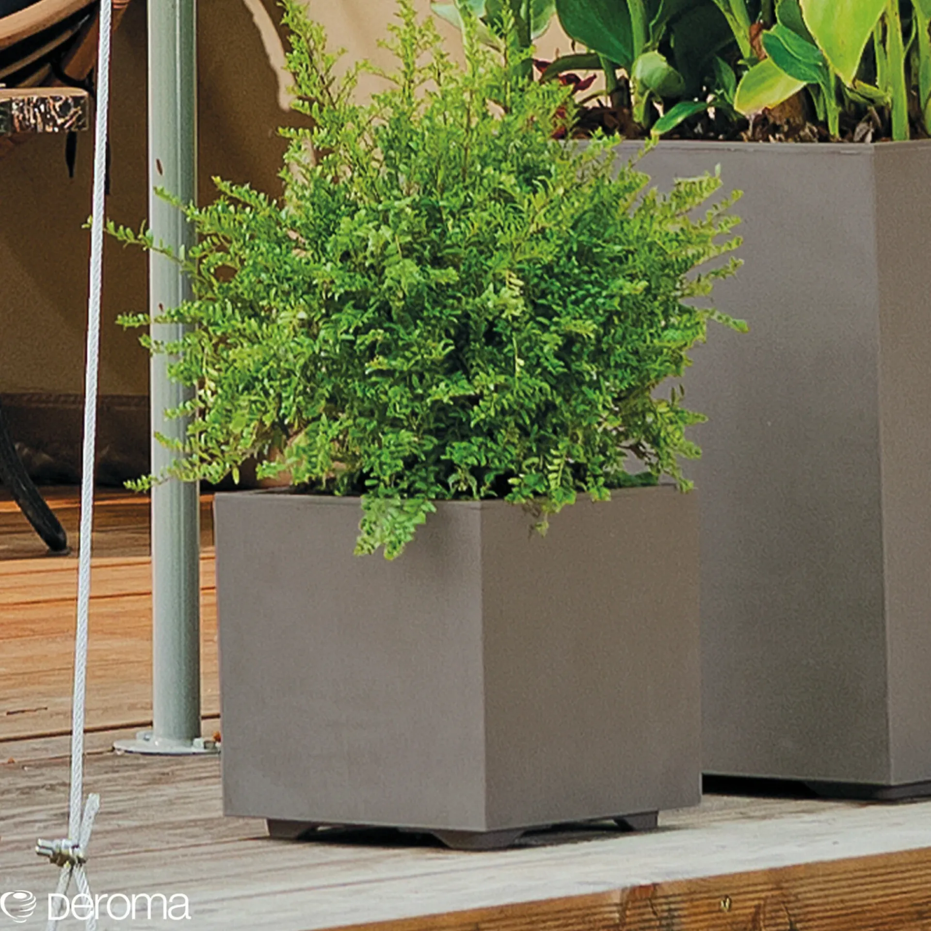 Online Deroma MILLENIUM 208-622 PLANTEKASSE PLASTIK SANDSTEN 39X39X39 CM