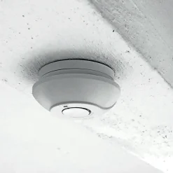 Outlet FESH SMART 230V HVID RØGALARM