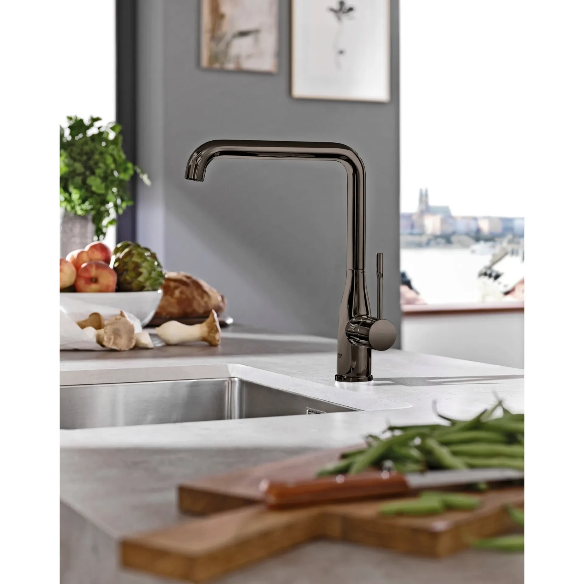 Discount Grohe ESSENCE KØKKENARMATUR SORT