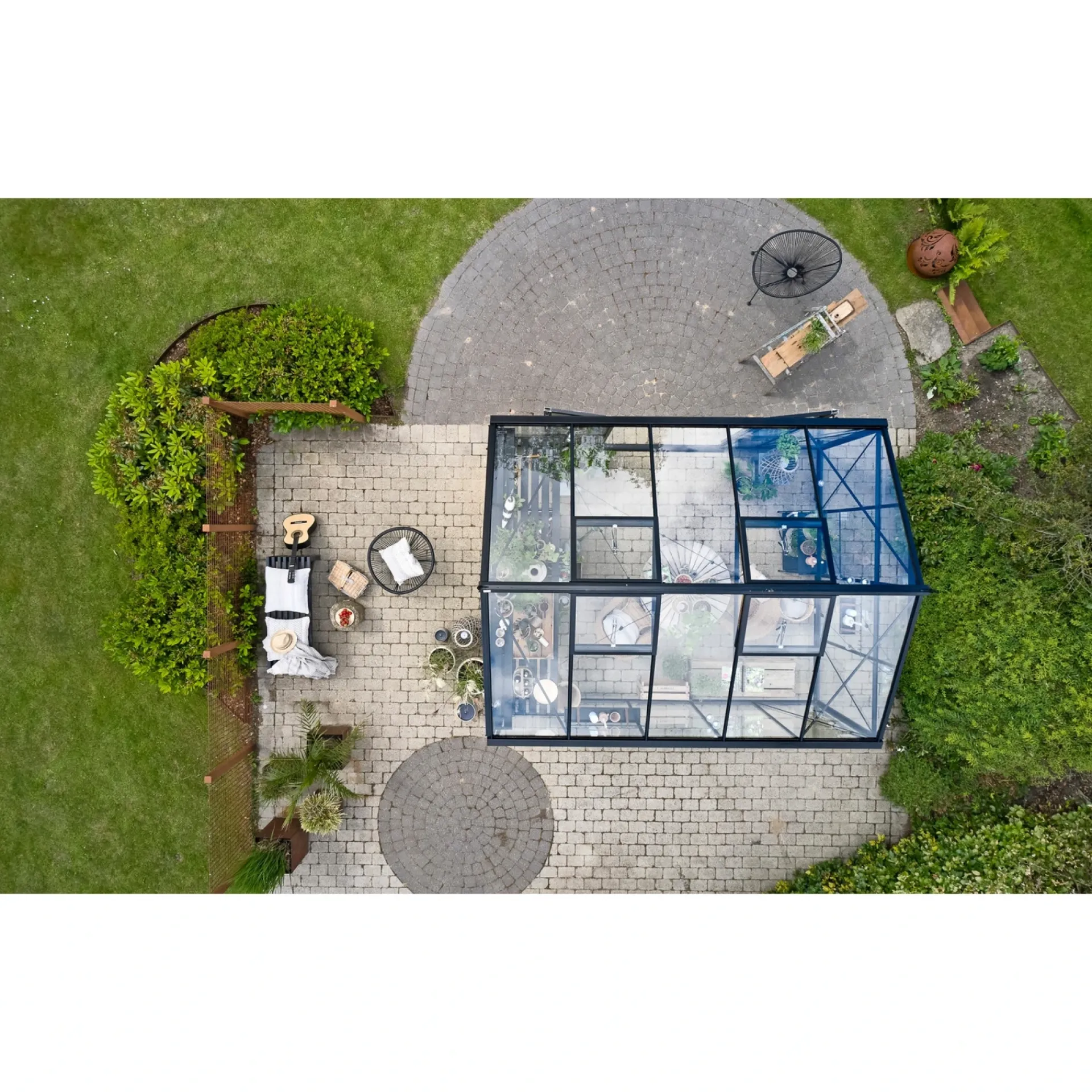New Juliana JUBII 60 EKSKL. SOKKEL DRIVHUS 3 MM HÆRDET GLAS HELE BANER SORT 10,9 M2
