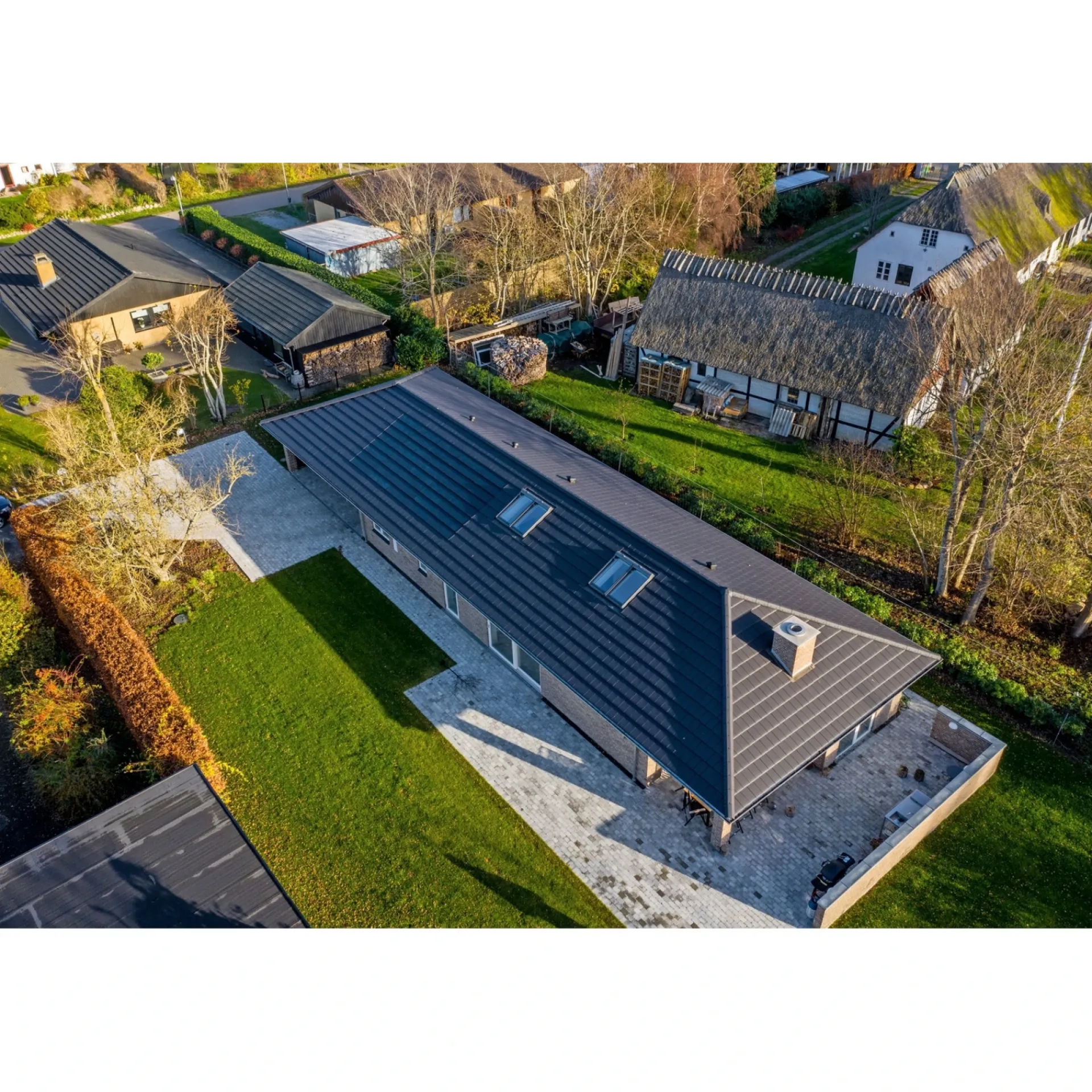 Sale Komproment LINEA 3 KWP SOLCELLETAG SORT GLAS