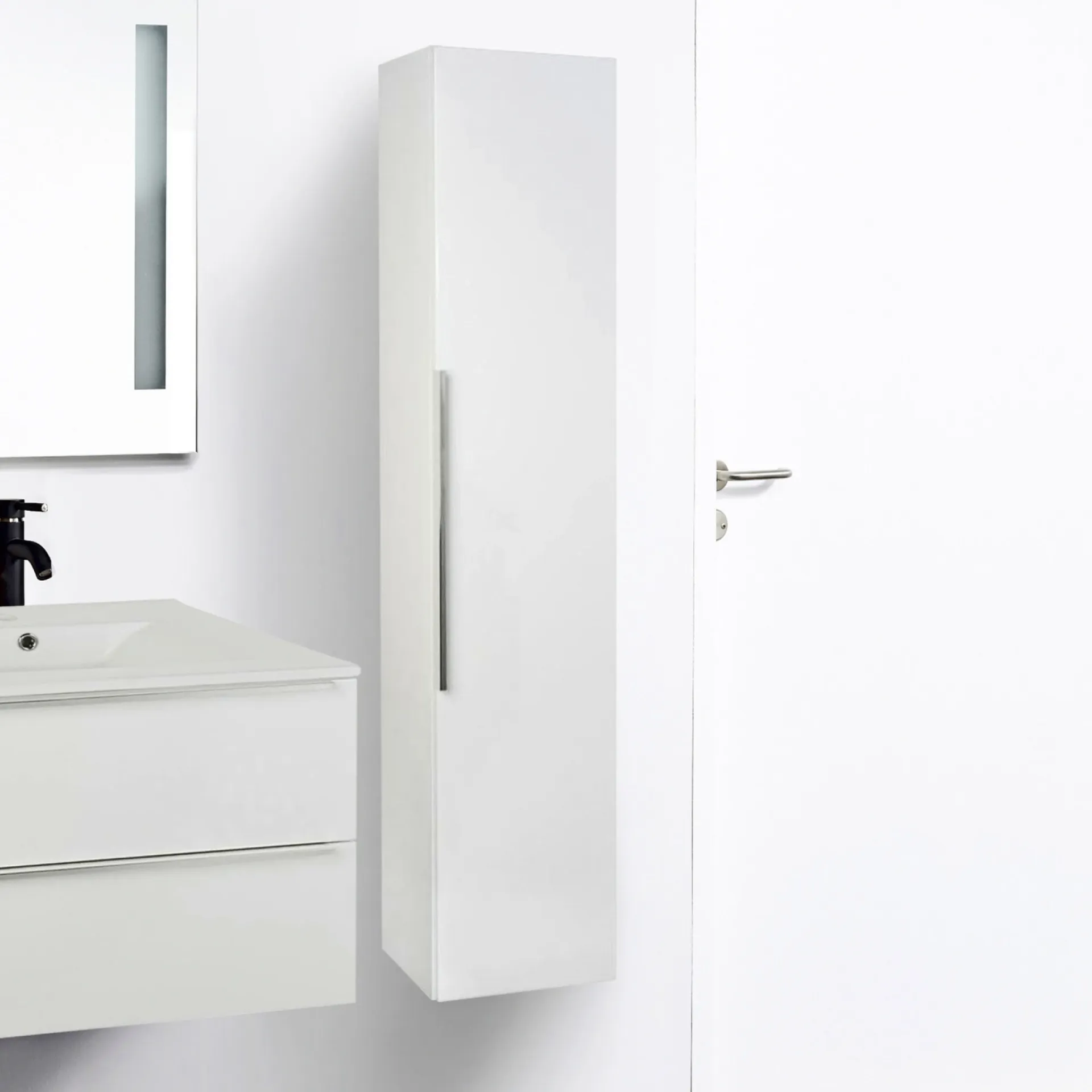 Outlet Milobad AURUM HØJSKAB HVID HØJGLANS 30 X 150 CM