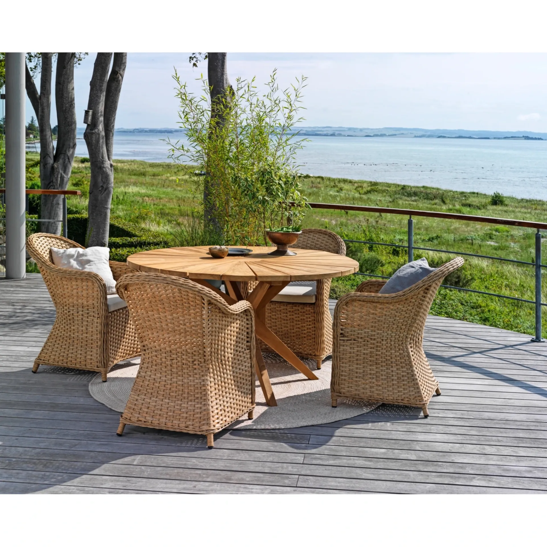 Clearance Outrium ESTORIL/SYMI MED 4 STOLE HAVEMØBELSÆT TEAK/NATUR