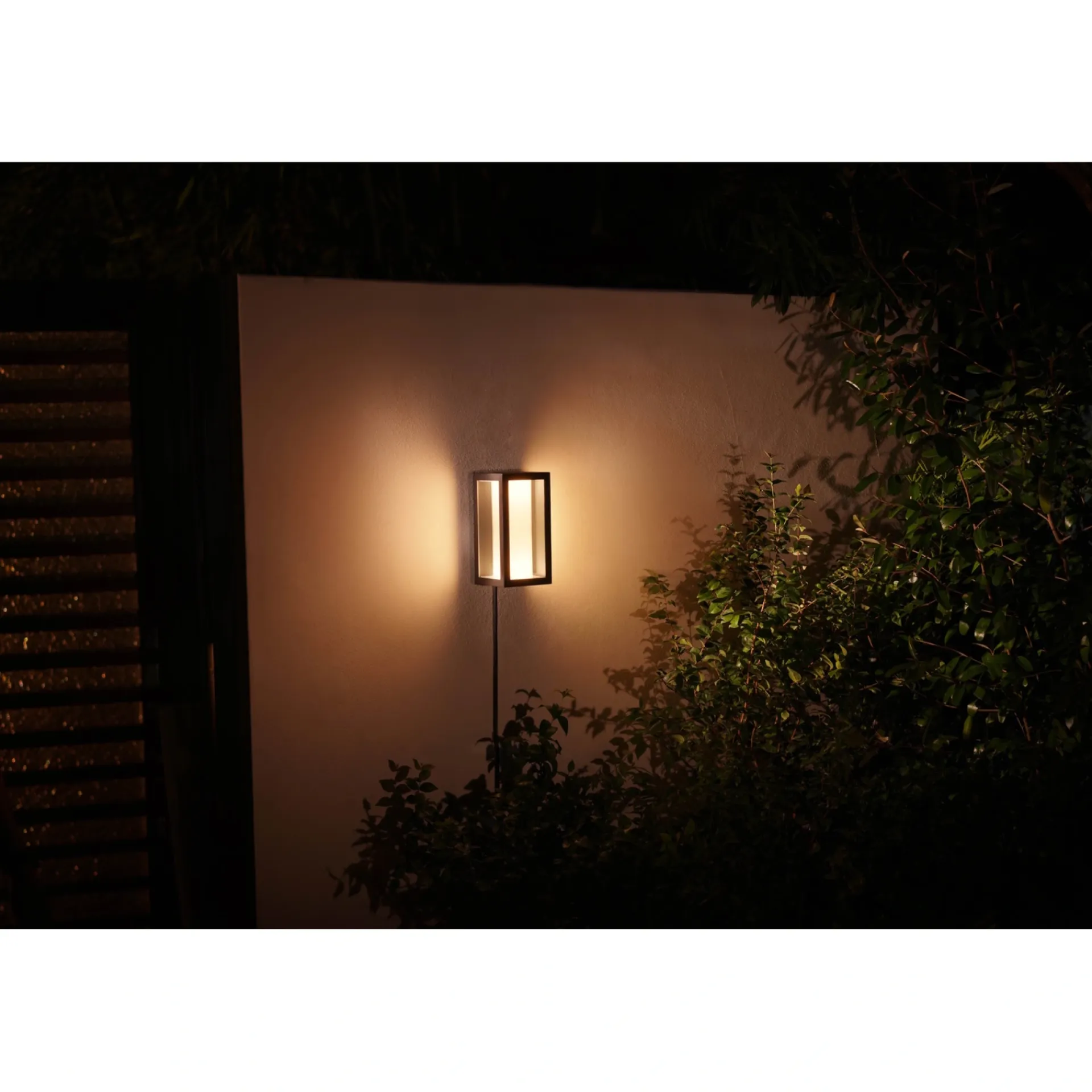Clearance Philips Hue WCA IMPRESS COLOR UDENDØRS VÆGLAMPE 16W SORT
