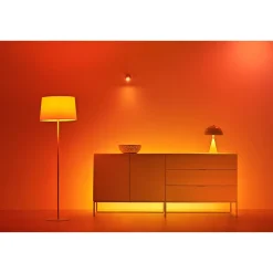 Outlet Philips Smart COLOR COLOR LED PÆRE E27 KRONE 5W