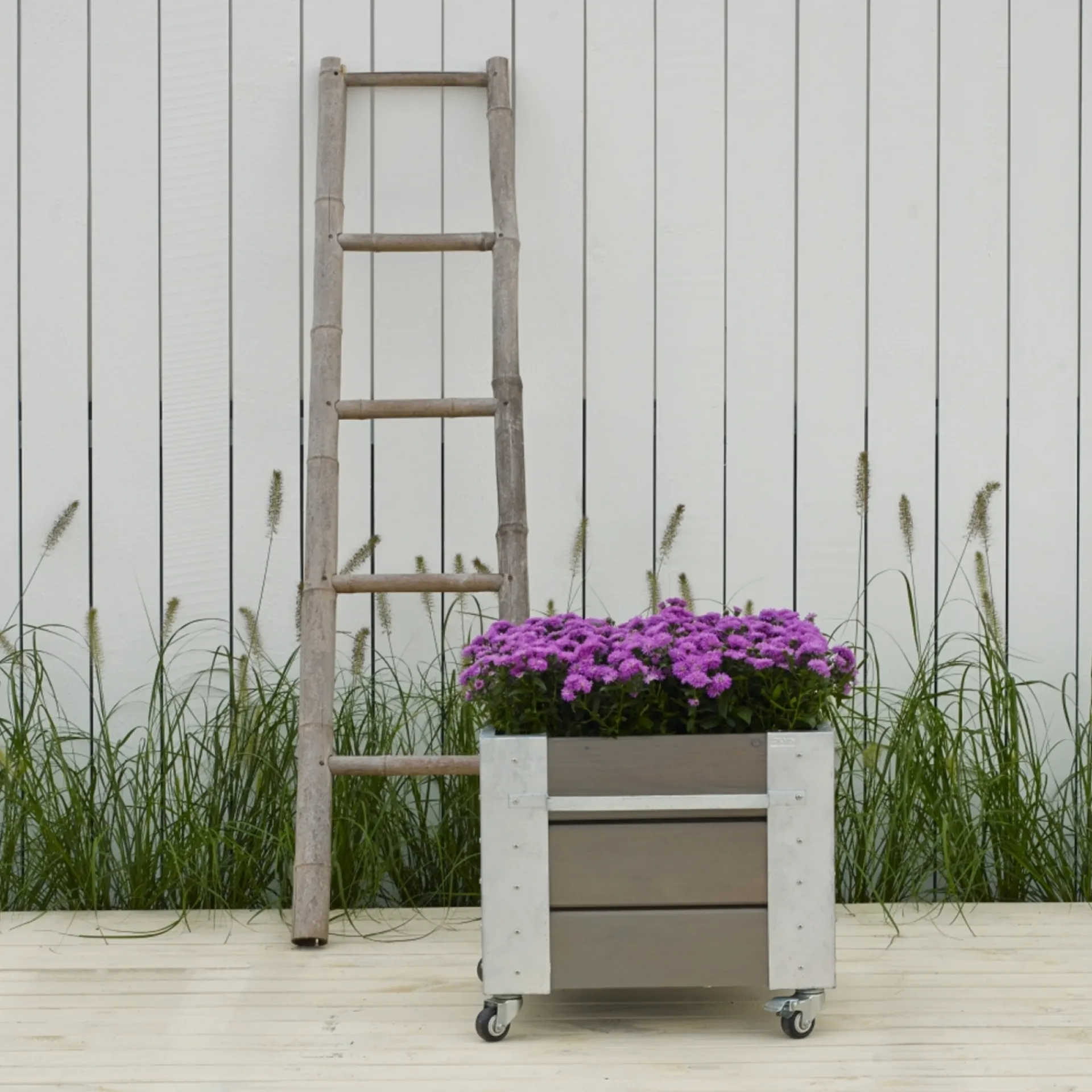Hot Plus CUBIC BLOMSTERKASSE GRÅBRUN 45 X 46 X 50 CM