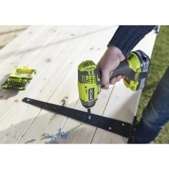 Discount Ryobi ONE+ R18ID3-0 SKRUEMASKINE AKKU UDEN BATTERI OG LADER