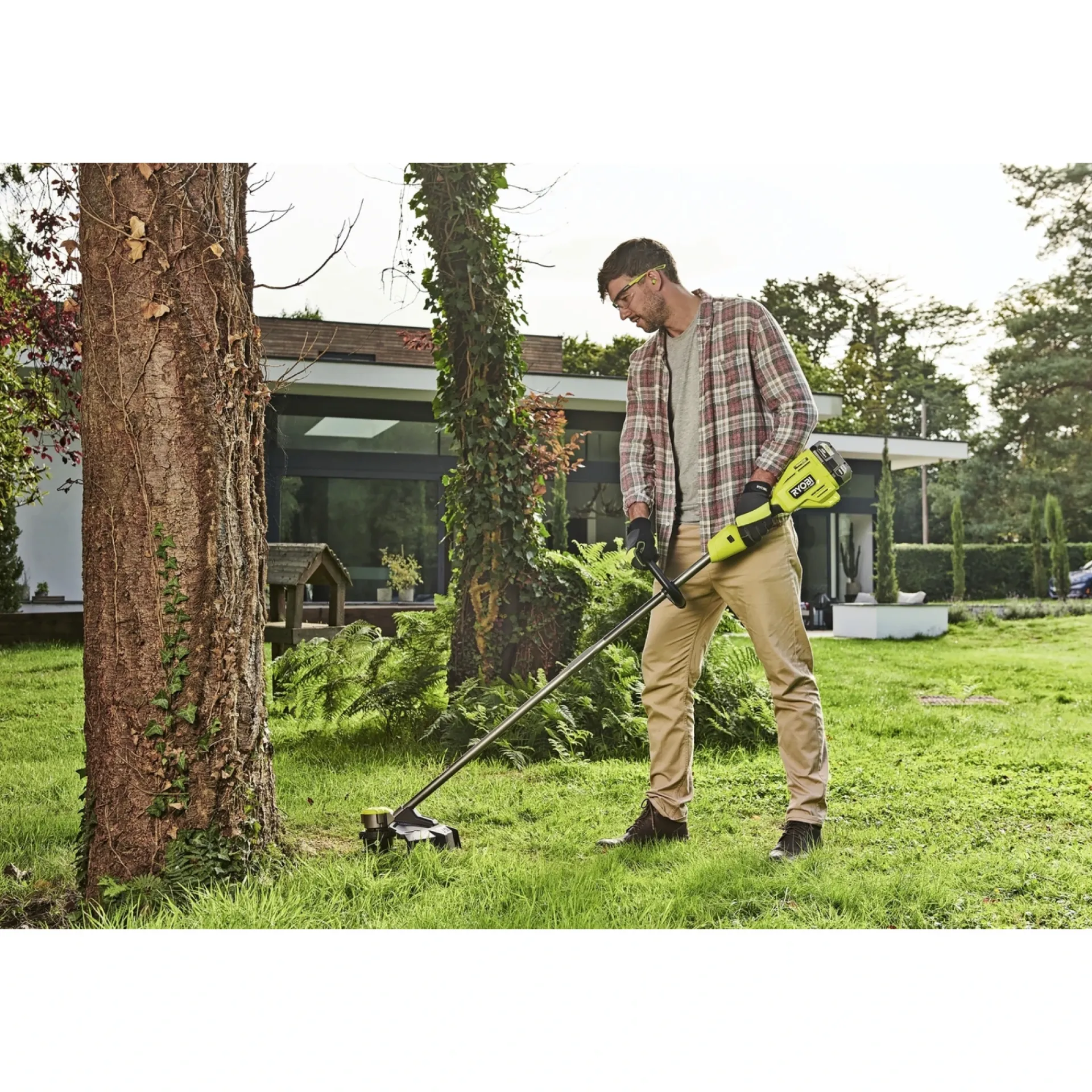 Outlet Ryobi RY18LTX38A-0 GRÆSTRIMMER 38 CM 18V UDEN BATTERI OG LADER