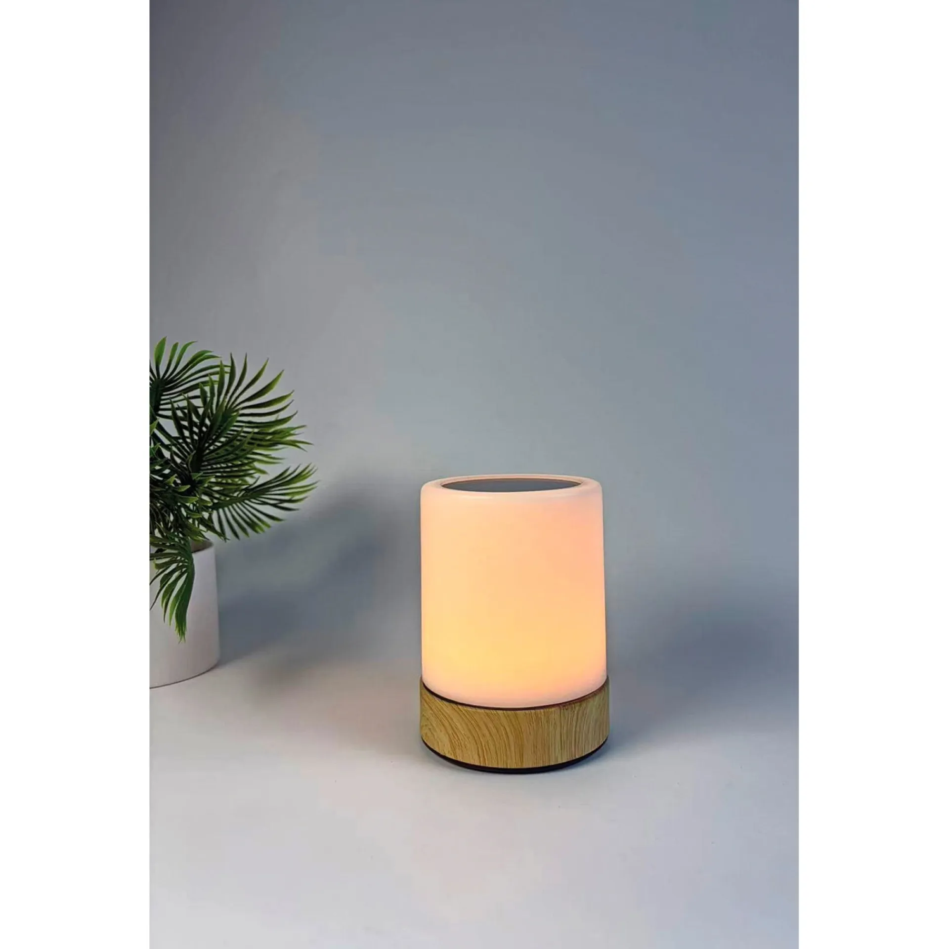 Outlet Veli Line MOOD LIGHT GENOPLADELIG BORDLAMPE MULTI